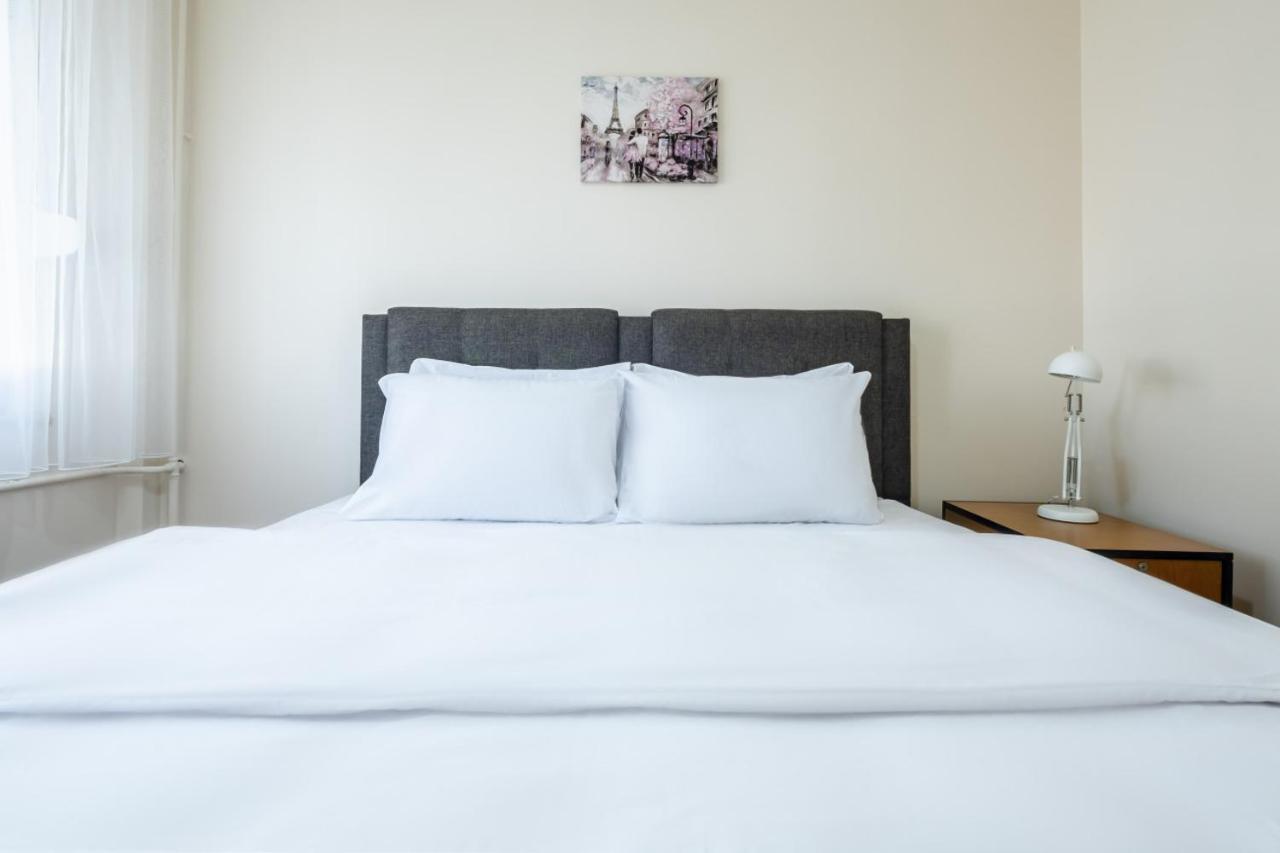 Cozy Flat Near Bagdat Street In Suadiye อิสตันบูล ภายนอก รูปภาพ